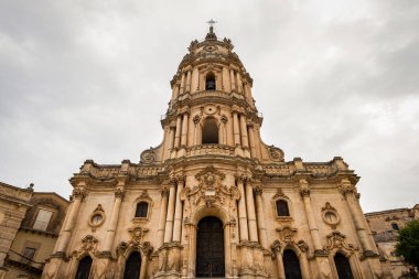 Modica İtalya Sicilya bölgesindeki Ragusa eyaletinde Barok Saint George Katedrali