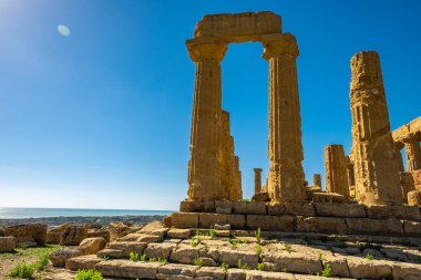 Antik Yunan tapınağı, Juno, Agrigento, İtalya Sicilya