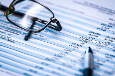 İş Finans, muhasebe, istatistik ve analitik araştırma kavramı