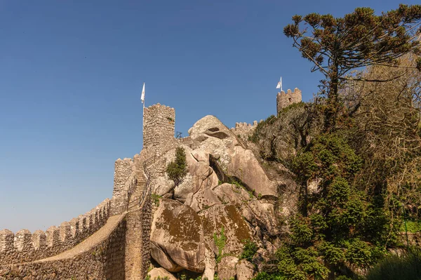 Slottet av morerna i sintra, portugal — Stockfoto