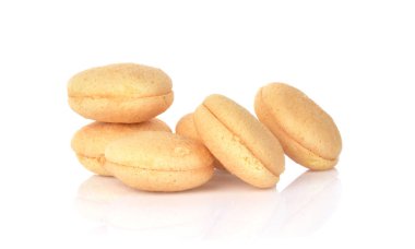 Bu Tayland yemeğidir. Tatlı beyaz arka plan üzerinde yumurta