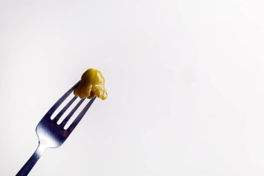 Beyaz arkaplanda korunmuş kabak