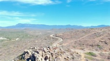 Hava pan görünümünü tepeler ve Meksika'daki Dev kayalar