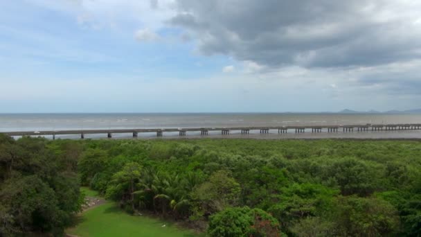 Uzun Panama Köprüsü Nün Hava Pan Hızlı Hareketli Araç Ile — Stok video