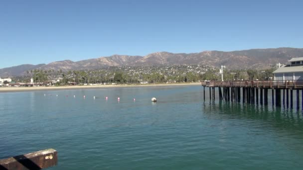 Вид Гавань Санта Барбара Гори Каліфорнія Санта Барбара Сполучені Штати — стокове відео