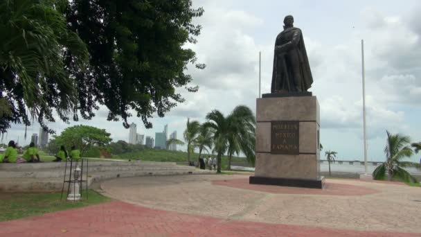 Wide Shot Van Morelos Mexico Standbeeld Panama City — Stockvideo