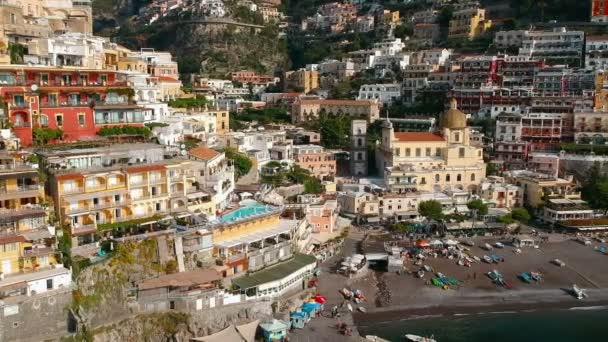 Vista Panorámica Aérea Ciudad Positano Italia Con Turistas Barcos — Vídeo de stock