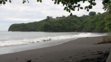 Hala Beach ve dalgalar halinde Papeete doz: Tahiti, Papeete, Fransız Polinezyası