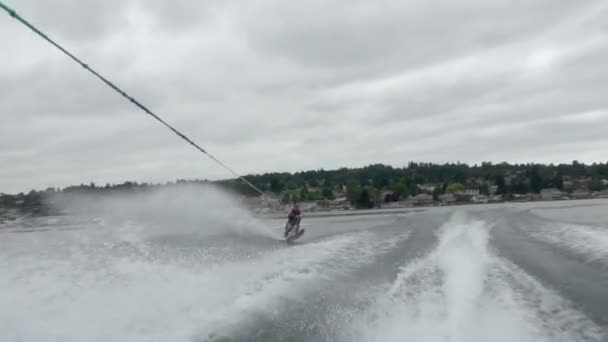 Seattle Vizek Cikcakkban Lassított Water Skier — Stock videók