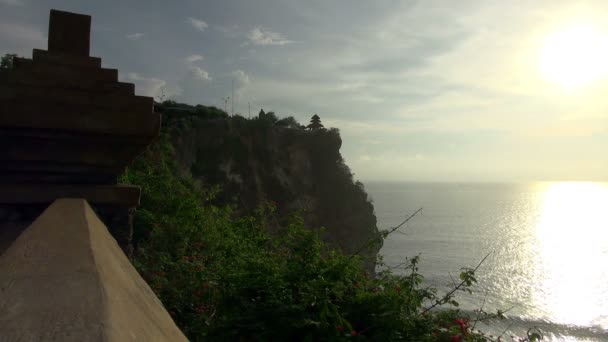 乌鲁瓦图崖风景秀丽的日落拍摄 — 图库视频影像