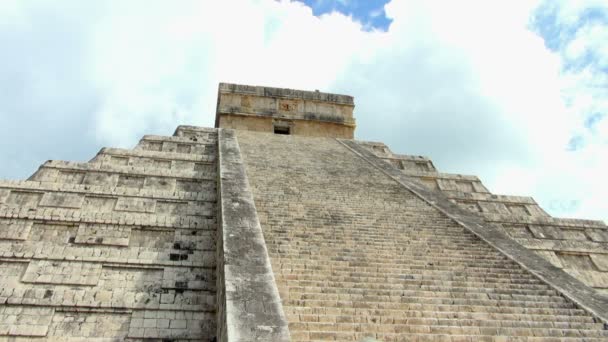 Близкий Вид Ног Пирамиды Кукулкан Мексике — стоковое видео