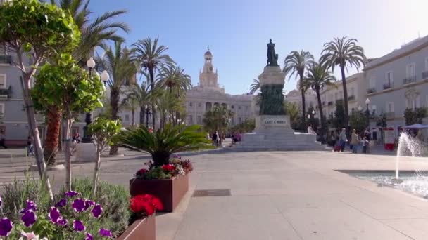 Pan Vista Esquerda Para Direita Cádiz Uma Estátua Moret Meio — Vídeo de Stock