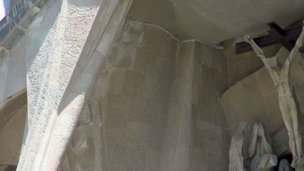 Sagrada Familia Için Barselona Spanya Sanatsal Tasarlanmış Heykeli Mesih Haç — Stok video