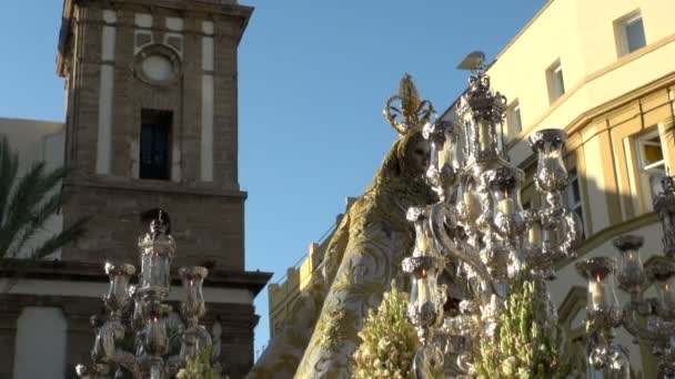 Vista Estátua Senhora Rosário Sua Ninhada Frente Uma Igreja Cádiz — Vídeo de Stock