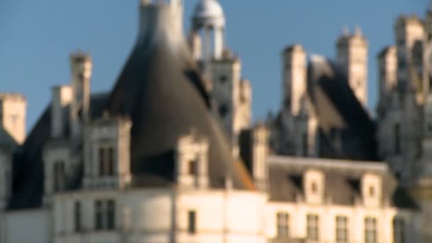 Primer Plano Techo Torres Diseño Clásico Del Hermoso Castillo Chambord — Vídeo de stock