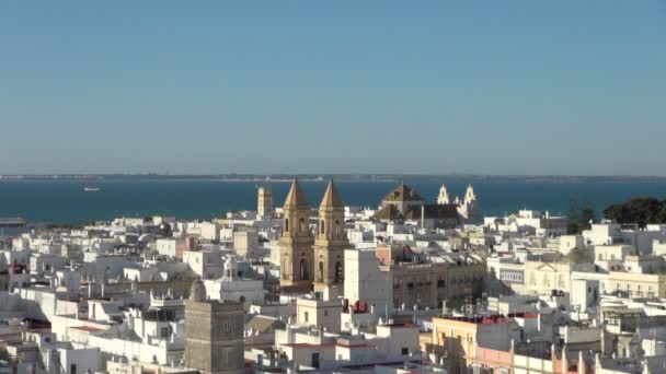 Вид Город Кадис Церковь Сан Антонио Испании Сторону Средиземного Океана — стоковое видео