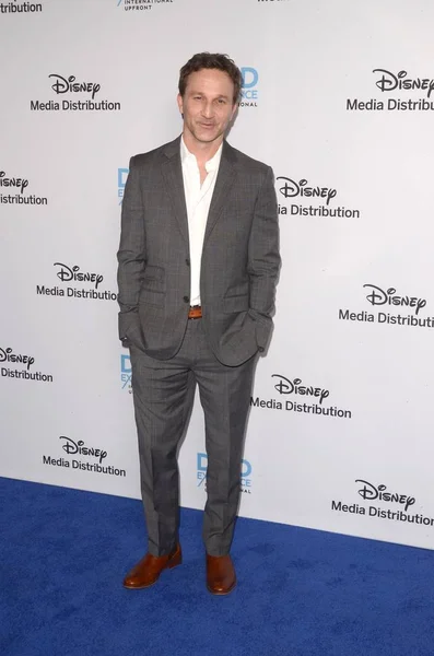 Los Angeles - 20 Mayıs: Breckin Meyer Disney Abc Uluslararası ayarlıyoruz Walt Disney Studios üzerinde 20 Mayıs 2018 Burbank, Ca