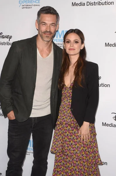 Los Angeles Maja Eddie Cibrian Rachel Bilson Disney Abc International — Zdjęcie stockowe