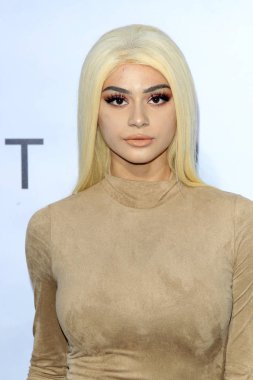 Los Angeles - 23 Mayıs: Kristen Hanch Regal La 