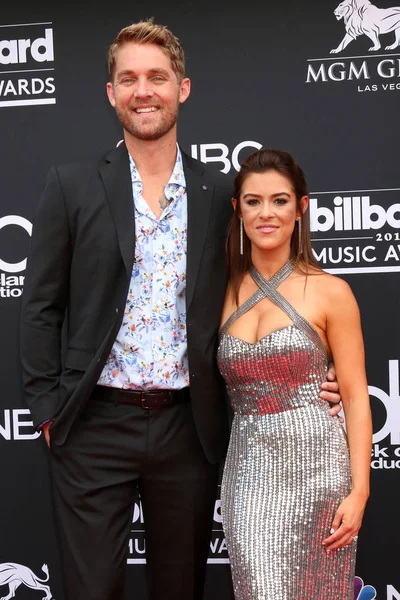 Las Vegas Mai Brett Young Taylor Mills Aux Billboard Music — Photo