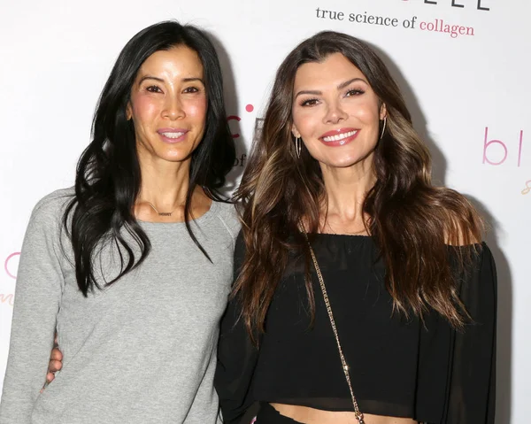 Los Angeles Jun Lisa Ling Ali Landry Top Van Bloei — Stockfoto