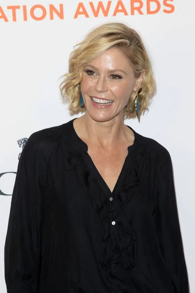 Los Angeles Haziran Julie Bowen Ilham Ödülleri Nde Haziran 2018 — Stok fotoğraf