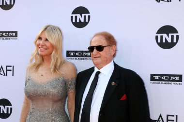 Los Angeles - Haziran 7: Irena Medavoy, Mike Medavoy, Amerikan Film Enstitüsü yaşam boyu başarı ödülü George Clooney Dolby Theater için 7 Haziran 2018 Los Angeles, Ca