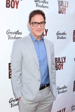 Los Angeles - Haziran 12: Robert J Ulrich 