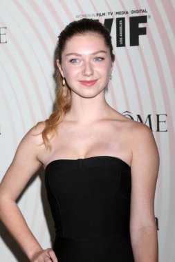 Los Angeles - 13 Haziran: Isabella Blake-Thomas adlı Film 2018 kristal + Lucy Ödülleri'nde Beverly Hills, Ca üzerinde 13 Haziran 2018 Beverly Hilton Otel kadınlarda