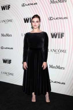 Los Angeles - 13 Haziran: Katherine Langford kadın Film 2018 kristal + Lucy Ödülleri'nde Beverly Hills, Ca üzerinde 13 Haziran 2018 Beverly Hilton Otel
