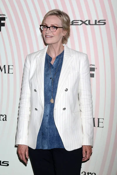 Los Angeles - 13 Haziran: Jane Lynch kadın Film 2018 kristal + Lucy Ödülleri'nde Beverly Hills, Ca üzerinde 13 Haziran 2018 Beverly Hilton Otel