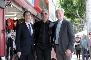 Los Angeles - 14 Haziran: Norm Eisen, Jeff Goldblum ve Ed Begley Jr Jeff Goldblum Hollywood Bulvarı'nda bir yıldız ile 14 Haziran 2018 Los Angeles, Ca onurlandıran töreninde