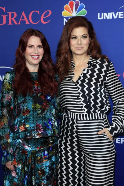 Los Angeles - Haziran 9: Megan Mullally, Debra Messing 