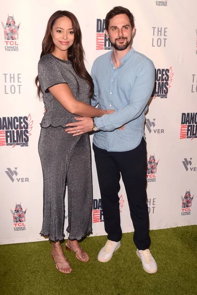 Los Angeles - Jun 16: Amber Stevens Batı, Andrew J.West Tcl Çince 6 tiyatro 16 Haziran 2018 Los Angeles, Ca Eleme 