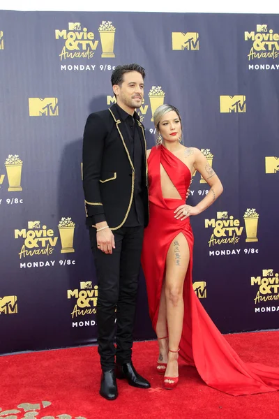 Los Angeles - Jun 16: G-Eazy, Halsey, 2018 Mtv film ve Televizyon Ödülleri'nde 16 Haziran 2018 Barker askıda Santa Monica, Ca