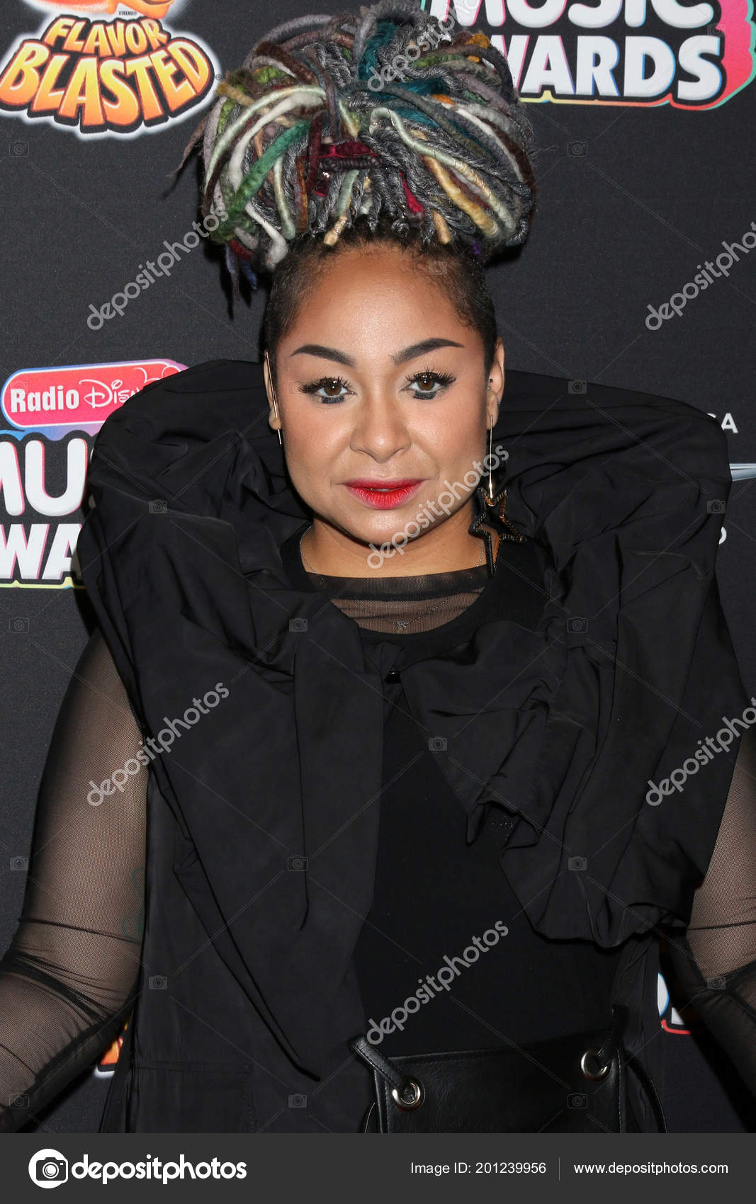 depositphotos_201239956-stock-photo-los-angeles-jun-raven-symone.jpg