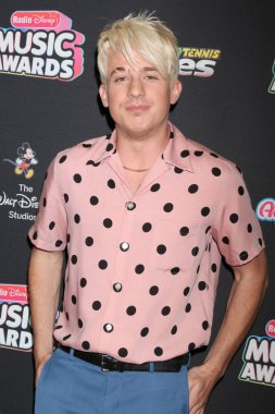 Los Angeles - 22 Haziran: Charlie Puth üzerinde 22 Haziran 2018 Loews Hotel Los Angeles, Ca 2018 radyo Disney Müzik Ödülleri'nde