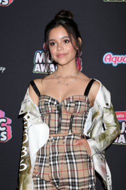Los Angeles - 22 Haziran: Jenna Ortega üzerinde 22 Haziran 2018 Loews Hotel Los Angeles, Ca 2018 radyo Disney Müzik Ödülleri'nde