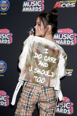 Los Angeles - 22 Haziran: Jenna Ortega üzerinde 22 Haziran 2018 Loews Hotel Los Angeles, Ca 2018 radyo Disney Müzik Ödülleri'nde