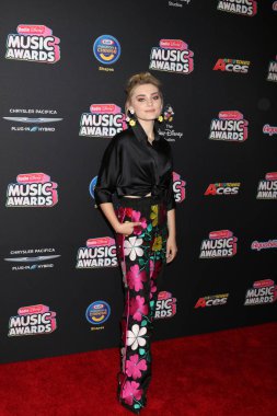 Los Angeles - 22 Haziran: Meg Donnelly üzerinde 22 Haziran 2018 Loews Hotel Los Angeles, Ca 2018 radyo Disney Müzik Ödülleri'nde