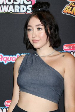 Los Angeles - 22 Haziran: Noah Cyrus üzerinde 22 Haziran 2018 Loews Hotel Los Angeles, Ca 2018 radyo Disney Müzik Ödülleri'nde