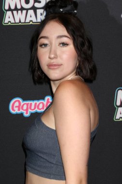 Los Angeles - 22 Haziran: Noah Cyrus üzerinde 22 Haziran 2018 Loews Hotel Los Angeles, Ca 2018 radyo Disney Müzik Ödülleri'nde