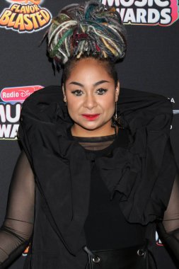 Los Angeles - 22 Haziran: Raven Symone üzerinde 22 Haziran 2018 Loews Hotel Los Angeles, Ca 2018 radyo Disney Müzik Ödülleri'nde