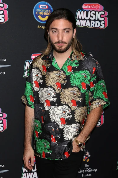 Los Angeles - 22 Haziran: Alesso üzerinde 22 Haziran 2018 Loews Hotel Los Angeles, Ca 2018 radyo Disney Müzik Ödüllerinde