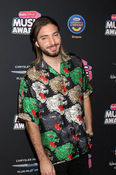 Los Angeles - 22 Haziran: Alesso üzerinde 22 Haziran 2018 Loews Hotel Los Angeles, Ca 2018 radyo Disney Müzik Ödüllerinde