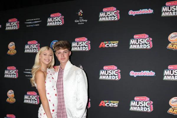 Los Angeles - 22 Haziran: Loren gri, Hrvy üzerinde 22 Haziran 2018 Loews Hotel Los Angeles, Ca 2018 radyo Disney Müzik Ödüllerinde