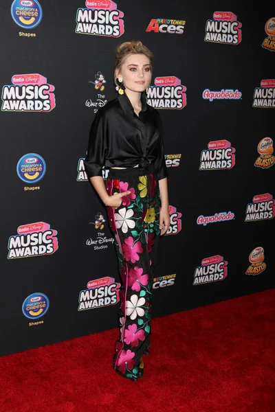 Los Angeles Jun Meg Donnelly Radio Disney Music Awards 2018 — Fotografia de Stock