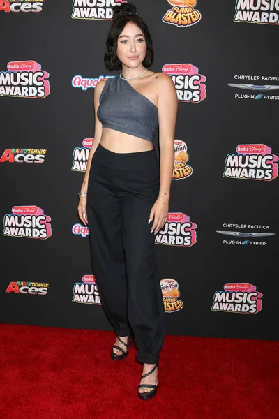 Los Angeles Jun Noah Cyrus Radio Disney Music Awards 2018 — Fotografia de Stock