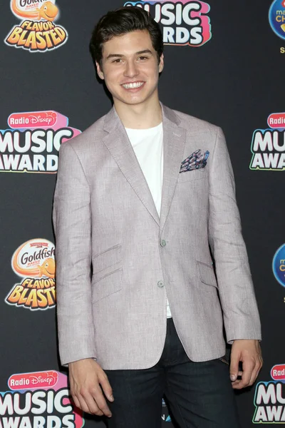 Los Angeles Jun Sean Oliu Radio Disney Music Awards 2018 – stockfoto