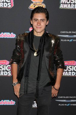 Los Angeles - 22 Haziran: Isaak Presley üzerinde 22 Haziran 2018 Loews Hotel Los Angeles, Ca 2018 radyo Disney Müzik Ödülleri'nde